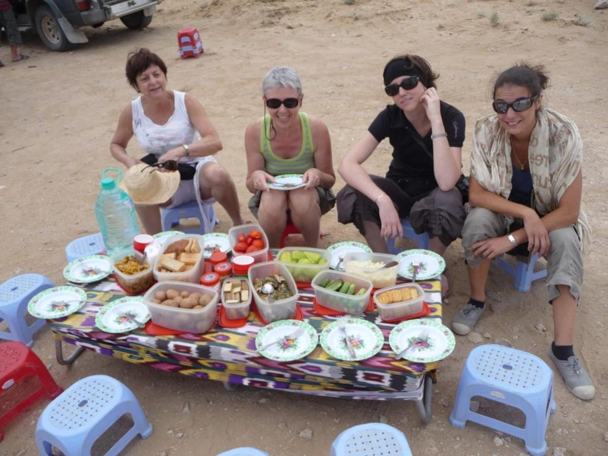 Hayat Guesthouse Nuratau Mountains Yukary-Ukhum Екстер'єр фото